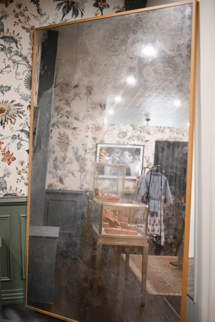 Antique-Wall-Mount-2